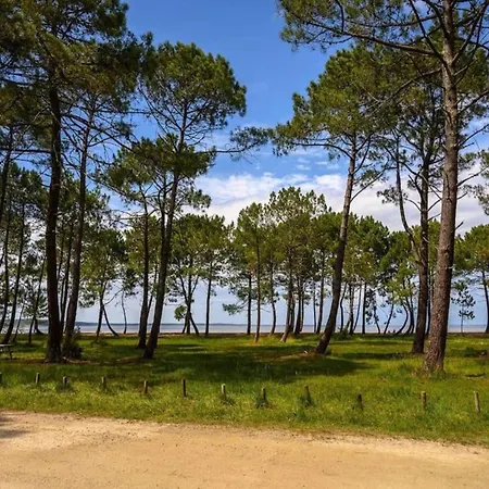 In France With Private Garden Vila Salles (Gironde)